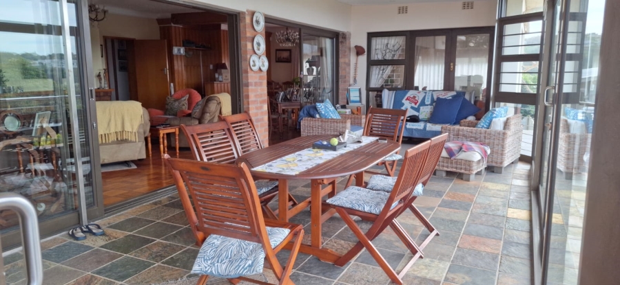 5 Bedroom Property for Sale in Nahoon Beach Eastern Cape